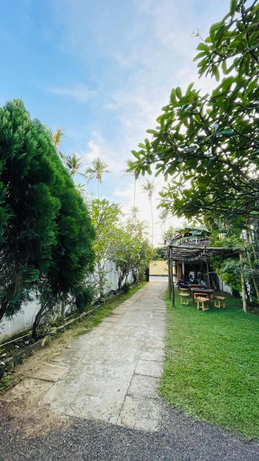 The Soul Inn Kabalana Ahangama Exterior foto